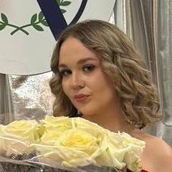 Елизавета Брагина, преподаватель — Химия и биология